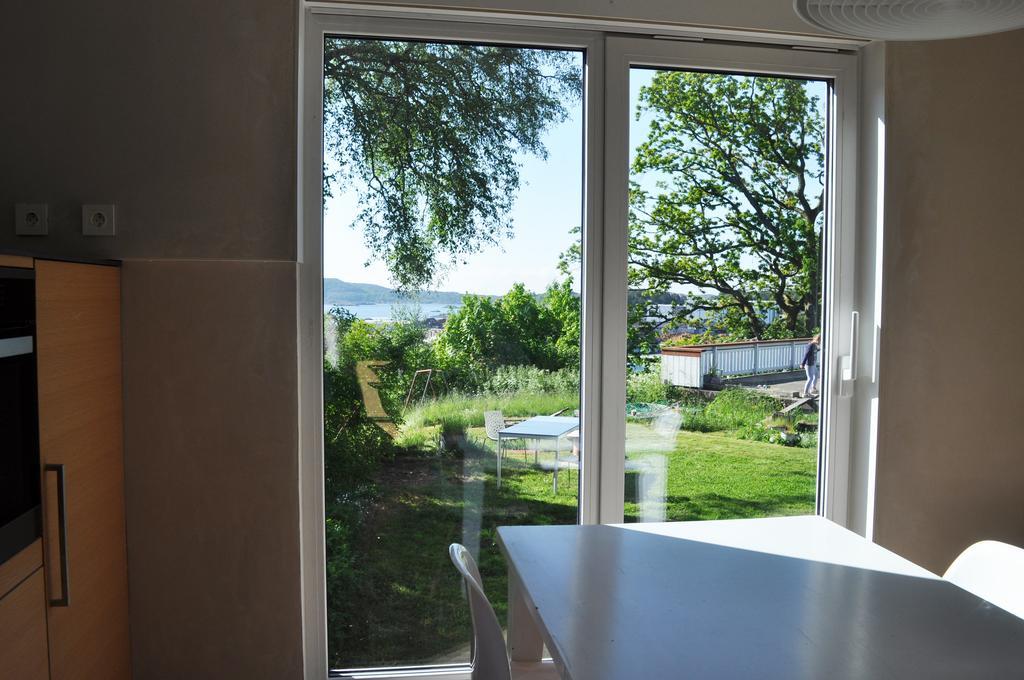 Hei Og Hav - I Torbjorn Egners Ferierike Villa Mandal Buitenkant foto